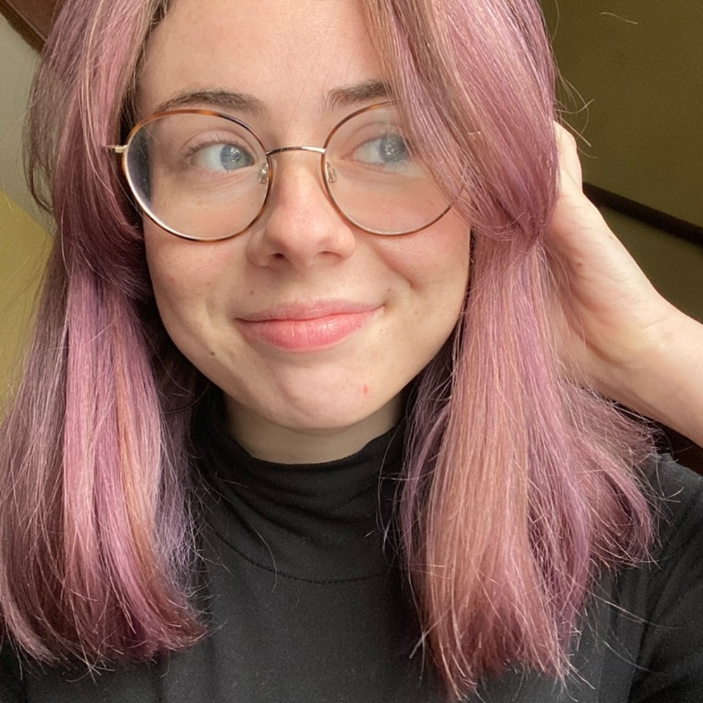 Meet your Posher, Danielle